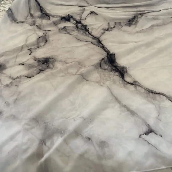 Marble Tapestry Wallhanging - Picture 4 of 4